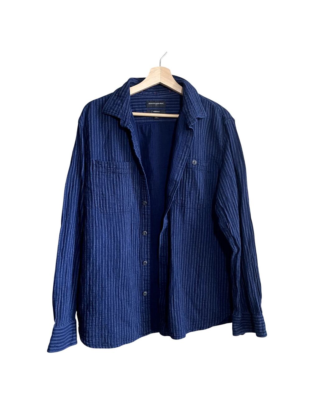 Banana Republic standard fit cotton navy striped button down shirt men's size L